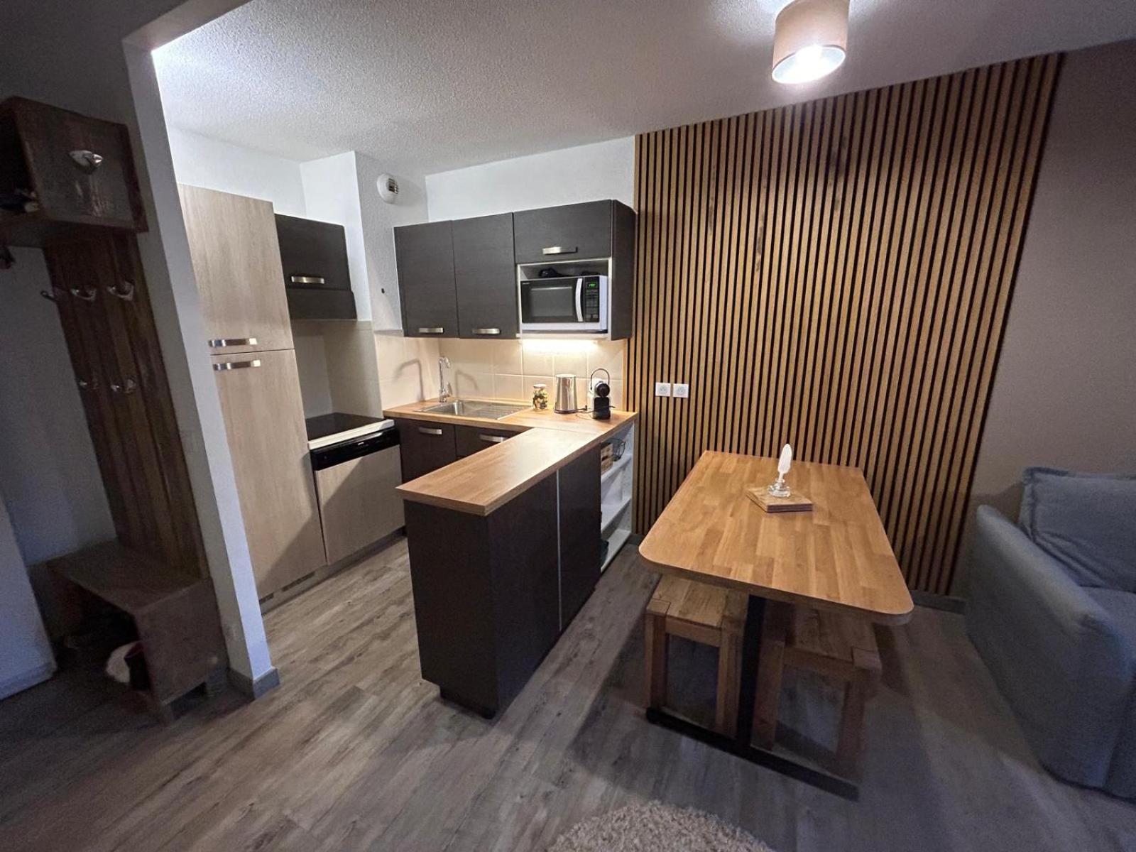 Superbe Appartement Avec Piscine Et Garage Peone ภายนอก รูปภาพ